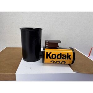 1 Roll‎ 24 exp Kodak Gold 200 Film Bright Sun And Flash